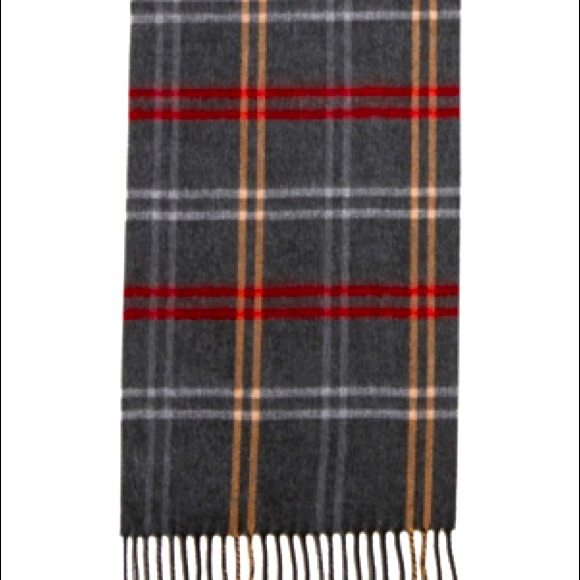 NWT Steve Madden- Made in Italy- Scarf - Picture 1 of 2